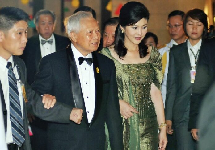 Gen. Prem and former Prime Minister Yingluck Shinawatra on 19 January, 2012.