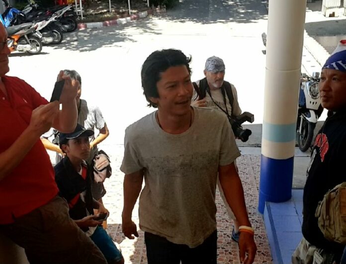 Montriwat Toowichian was questioned by police for several hours before being released on 24 Sept 2014.<br />