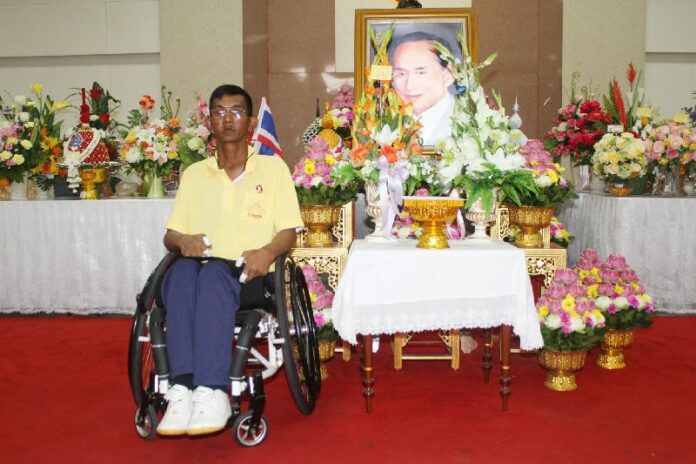 Sathit Chantarangsi at Siriraj Hospital, 27 November 2014