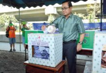 Constitution Drafters Look to German Election Model Junta leader Prayuth Chan-ocha votes in the 2014 snap poll called by former Prime Minister Yingluck Shinawatra.
