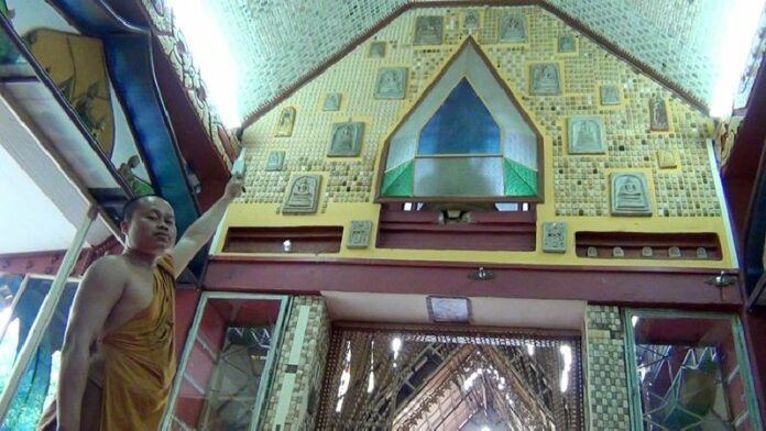 Decoration inside the temple