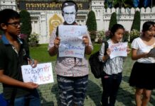 Thai Govt Releases LINE 'Twelve Values' Stickers