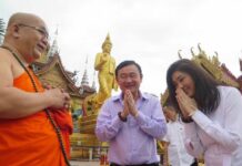 Don't Oppose the Junta, Thaksin Instructs Redshirts: Source