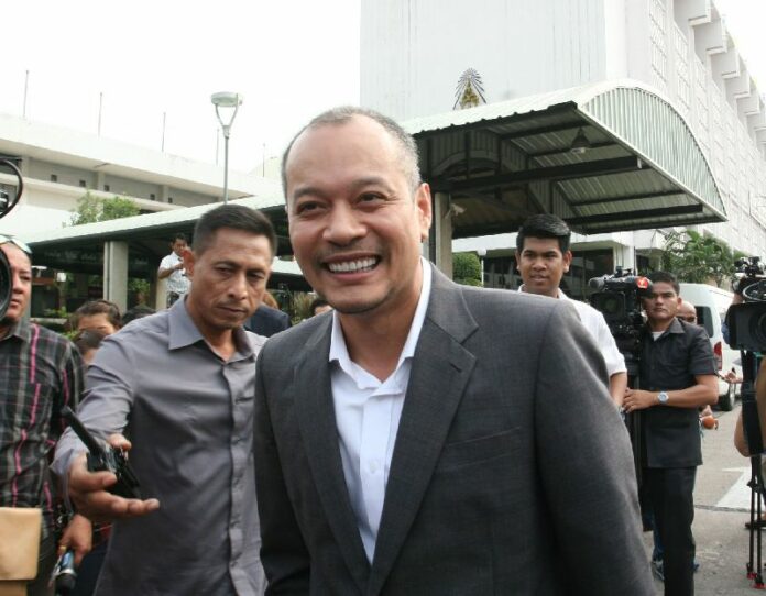 Nattawut Saikua, former Deputy Minister of Agriculture and Cooperative, leaving the 1st Region Army headquarters in Bangkok on 30 Jan 2015.