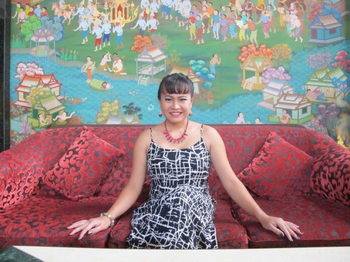 Pornnaphat Choochart, 38, in Bangkok, Thailand, 4 December 2014. Photo: Bill Bredesen/dpa<br />