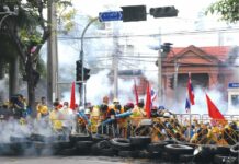 Thai Court Accepts Crackdown Lawsuit Against Former PM