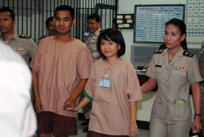Patiwat Saraiyaem, 23, and Porntip Mankong, 26, were sentenced to 2.5 years in prison on 23 Feb 2015.<br />