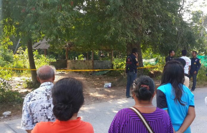 The site where a 22-year-old Burmese man was found dead on Koh Samui, 27 Feb 2015.