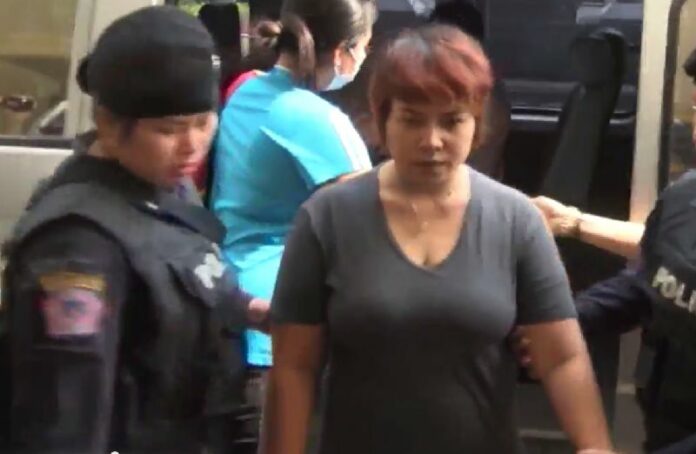 Screen shot of Matichon TV footage of Nattathida Meewangpla arriving at the Bangkok Metropolitan Police Bureau, 17 March 2015. <br />
