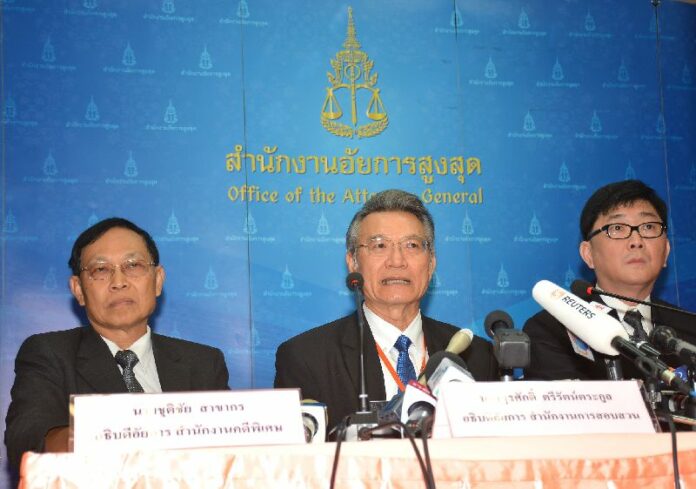 The public prosecutor announcing that the Supreme Court has accepted the case against Yingluck, 18 March 2015.