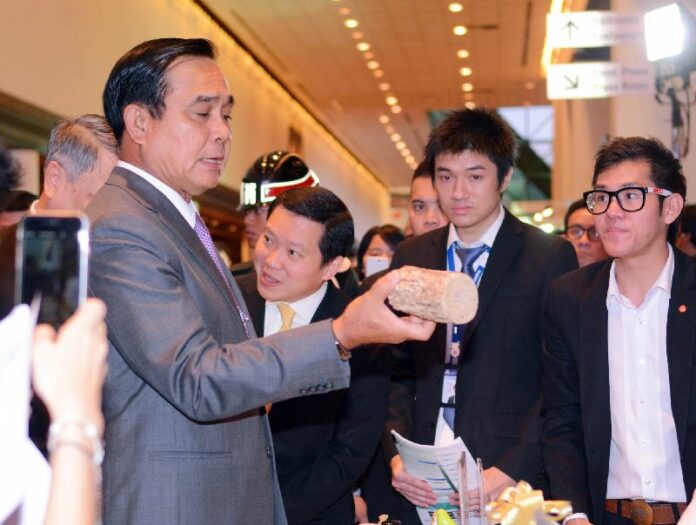 Gen. Prayuth Chan-ocha at a convention for the Federation of Thai Industries in Bangkok, 23 March 2015.