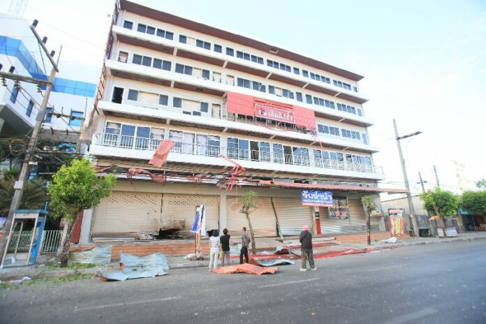 Damage caused by a homemade bomb in Pattani province, 2 April 2010.<br />