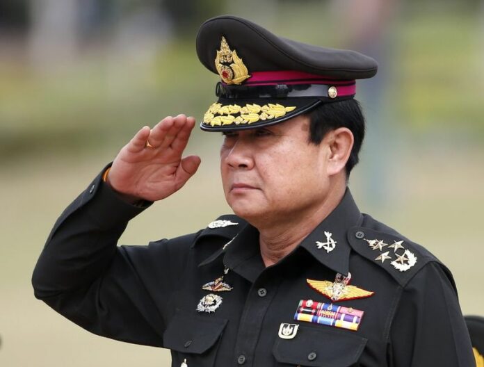 Thai Army General Prayuth Chan-ocha, now the country's prime minister, salutes during a military commemoration ceremony in Chonburi province, Thailand, 21 August 2014. Thailand's military government is keeping to a schedule that includes elections in early 2016, an official said Tuesday. EPA/RUNGROJ YONGRIT<br />