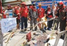 Junta Asks Redshirts to Cancel Buddhist Ceremony Honoring Crackdown Victims