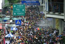 Silom Songkran (Supposed to) End Early