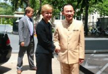 Junta 'Willing' to Work With New U.S. Ambassador