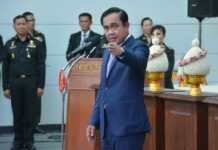 Govt Explains Abrupt Transfer of 6 Education Officials