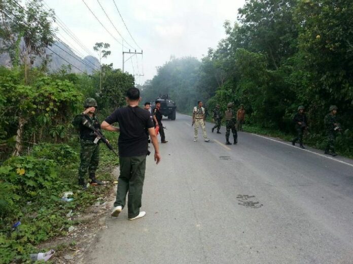 The scene where two civilians were shot and burned in their car in Yala province on 6 May 2015.<br />