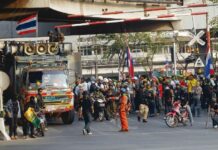 Former Anti-Govt Protest Leaders to Run as Democrats in Next Election: Chumpol