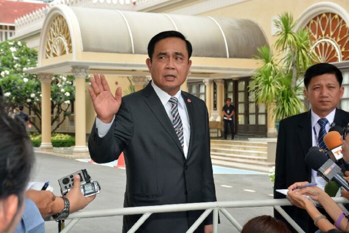 Junta chairman and Prime Minister Prayuth Chan-ocha speaking to reporters, 14 May 2015
