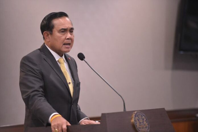 Gen. Prayuth Chan-ocha speaking about the boat people crisis on 25 May 2015.