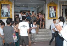 Anti-Coup Students Describe 'Police Abuse' to Rights Commission