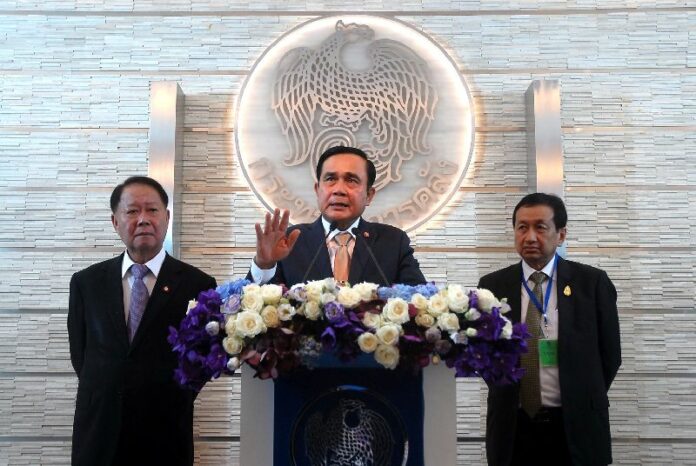 Gen. Prayuth Chan-ocha speaking to reporters at Ministry of Finance, 3 June 2015<br />