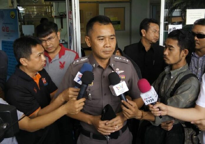 Pol.Col. Korawat Hanpradit, chief of Pratunam Chulalongkorn Police Station, speaking to reporters on 8 June 2015.