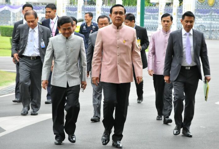 File photo of junta chairman Gen. Prayuth Chan-ocha (center).