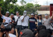 One of 14 Jailed Activists Will be Transferred to Prison Hospital, Official Says