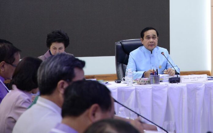 Junta chairman and Prime Minister Gen. Prayuth Chan-ocha speaking at the Ministry of Industry, 29 July 2015.<br />