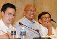 Redshirt Leaders Vow Response to Suthep Speech