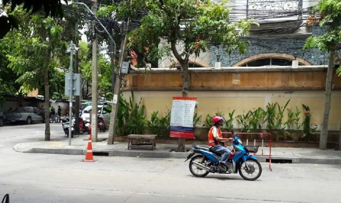 Several motorcycle taxi operators located here on Soi Sathorn 10 said they gave numerous rides to a man between December and February who matched a passport photo shown to them by investigators hunting for the Bangkok bomber.