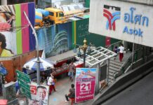 In Run-Up to Charter Vote, Govt Forbids Campaigning