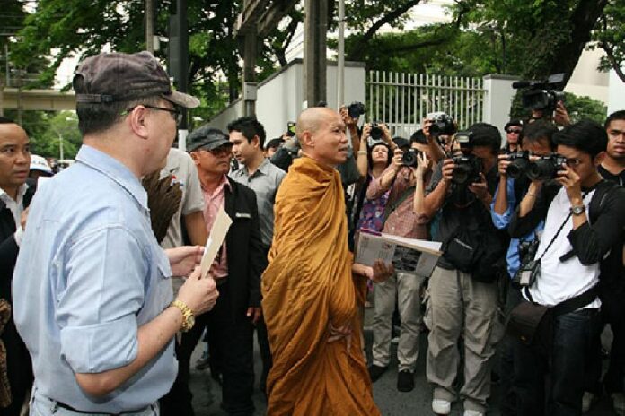 Political activist and monk Buddha Issara led a protest today at the U.S. Embassy in Bangkok.