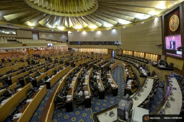 Thailand's National Reform Council members voted down a previous draft charter on 6 Sept. Photo: Reuters / Athit Perawongmetha