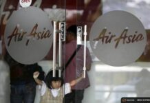 Management Buyout of AirAsia Would Face Headwinds