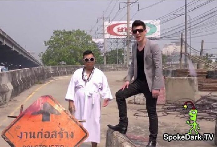 John Winyu and 'Por Mor' of the satirical news show 'Shallow News in Depth' hosted a segment on the incomplete project on location in 2013. Photo: Shallow News in Depth / YouTube