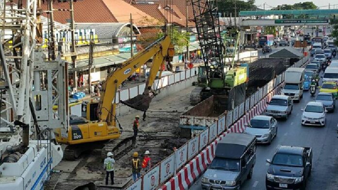 The Italian-Thai Development PCL breaks ground on construction of the Green Line on Oct. 16 in Bangkok. Photo: MRT Green Line (North) Project / Facebook