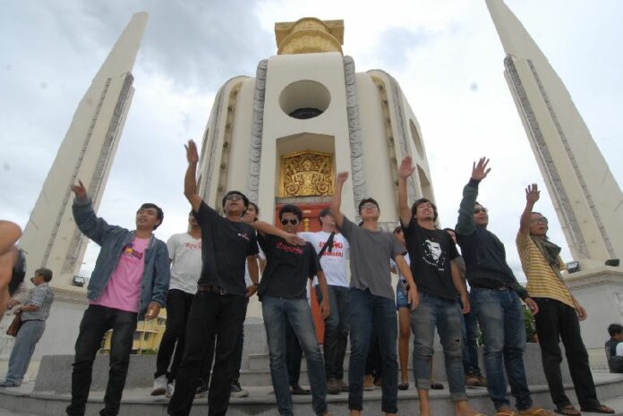 New Democracy Movement activists at a June 25, 2015, anti-junta protest at Democracy Monument in Bangkok.
