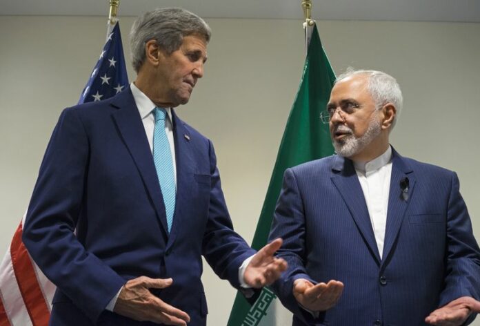 U.S. Secretary of State John Kerry and Iranian Foreign Affairs Minister Mohammad Javad Zarif. Photo: Craig Ruttle / DPA
