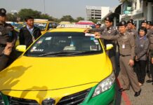 Police to Combat Bad Airport Taxis With Lecture and Sticker