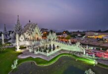 White Temple to Charge Foreign Visitors