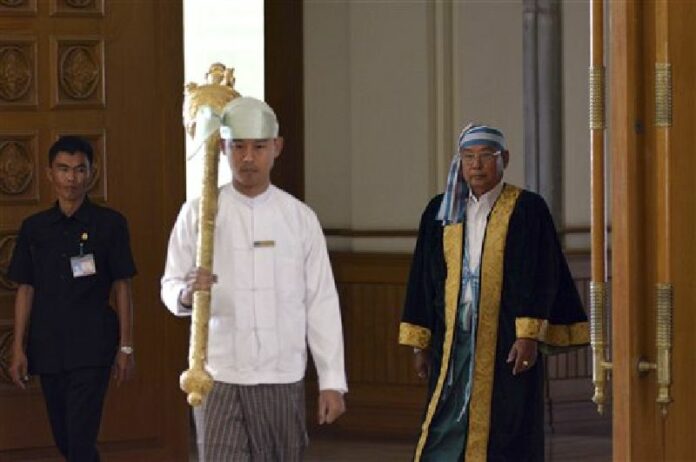 Parliament chairman Mann Win Khaing Than, right, walks to attend the inauguration session of Union Parliament Monday, Feb. 8, 2016, in Naypyitaw, Myanmar. Photo: Aung Shine Oo / Associated Press