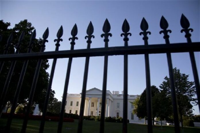 In this Sept. 22, 2014, file photo, the White House is photographed from Pennsylvania Avenue in Washington. Photo : Carolyn Kaster / Associated Press