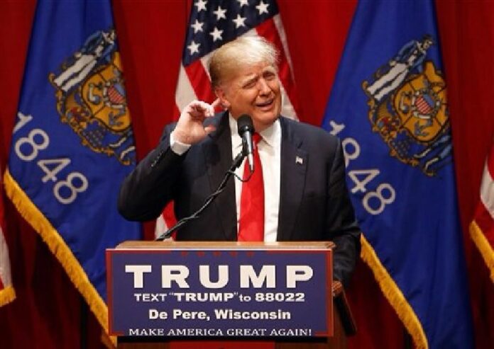 Republican presidential candidate Donald Trump speaks during a campaign event at St. Norbert College in De Pere, Wis., Wednesday, March 30, 2016. Photo: Patrick Semansky / Associated Press