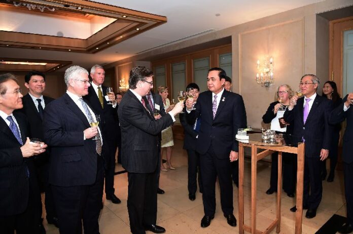 General Prayuth Chan-ocha and others at a reception at the US Chamber of Commerce in Washington DC last night
