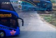 Train Smashes into Koh Samet-Bound Bus, 3 Dead
