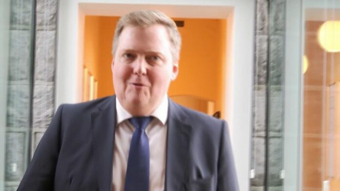 Iceland's Prime Minister Sigmundur David Gunnlaugsson leaves after holding a meeting at Iceland's Parliament in Reykjavik on Tuesday Photo: APTN / Associated Press