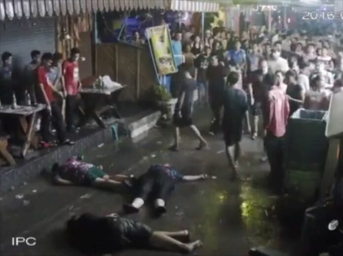 Scene from CCTV footage released online by a local newspaper in Hua Hin showing the aftermath of an April 13 attack that left a British family incapacitated during the Songkran festival.